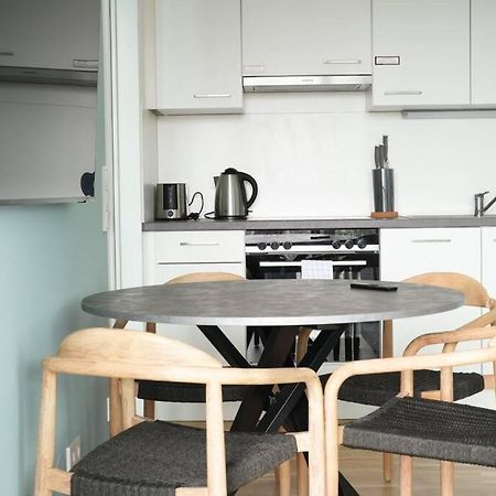 The High-Rise Condo With Pool Vienne Extérieur photo